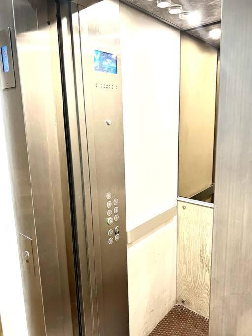So Cute Apartment Париж Екстер'єр фото